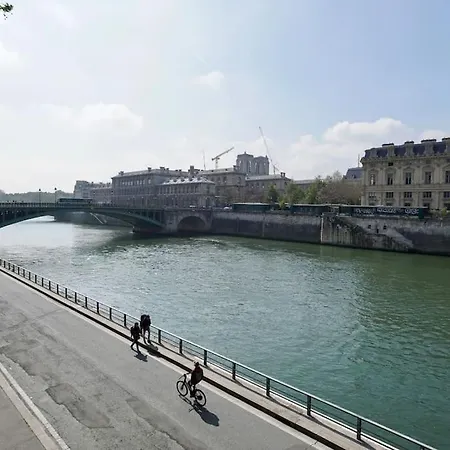 公寓 Sunny Notre Dame